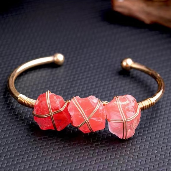 Luxe bohemian natural amethyst cuff bracelet - Picture 12 of 14